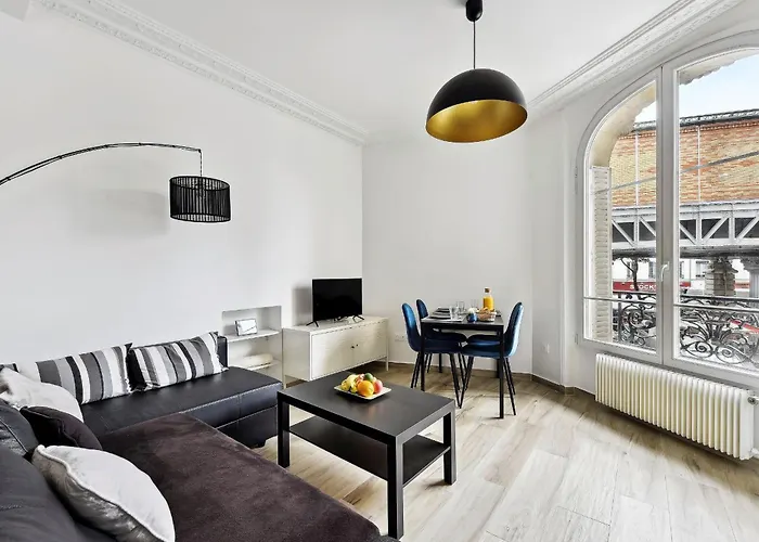 Bnbnova - 2br - Eiffel Tower & Grenelle