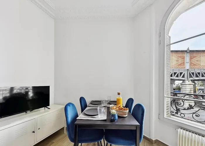 Apartment Bnbnova - 2br - Eiffel Tower & Grenelle Paris
