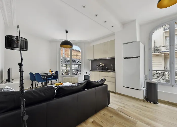 Bnbnova - 2br - Eiffel Tower & Grenelle شقة